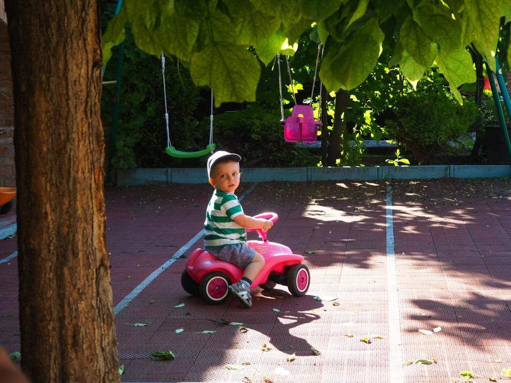 Penzion U Vlků Valtice Exterior foto